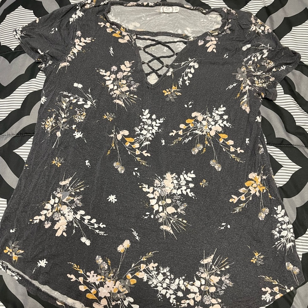 Cute top